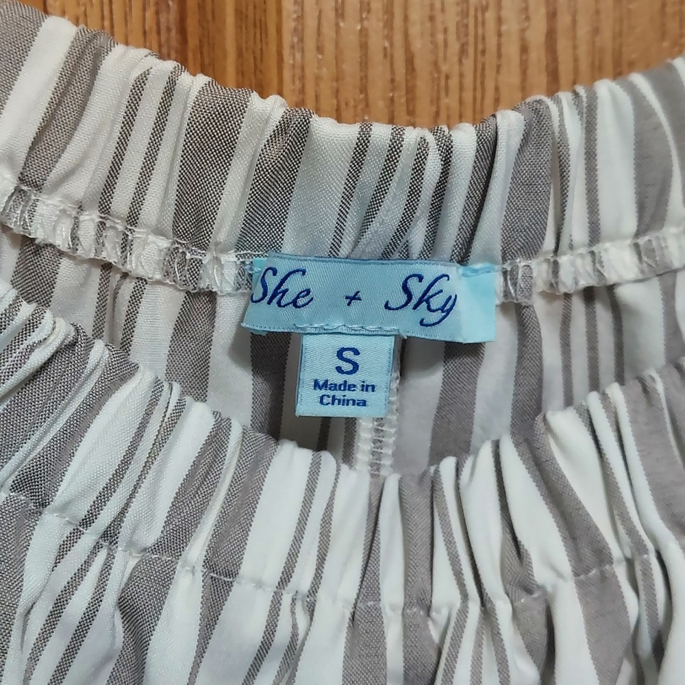 She + Sky Women's SMALL Black & White Striped Top Blouse Boho Peasant Shoulder - Picture 3 of 7